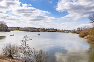 Bewl Water- click for photo gallery